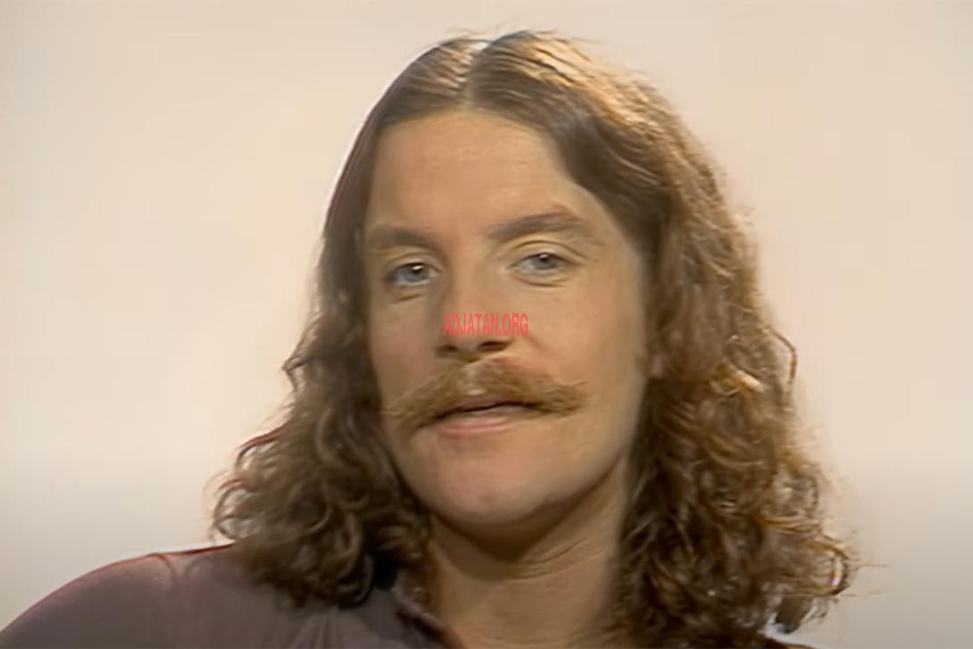 Carte postale : Quand Francis Cabrel est devenu mon compagnon de route Carte postale : Quand Francis Cabrel est devenu mon compagnon de route